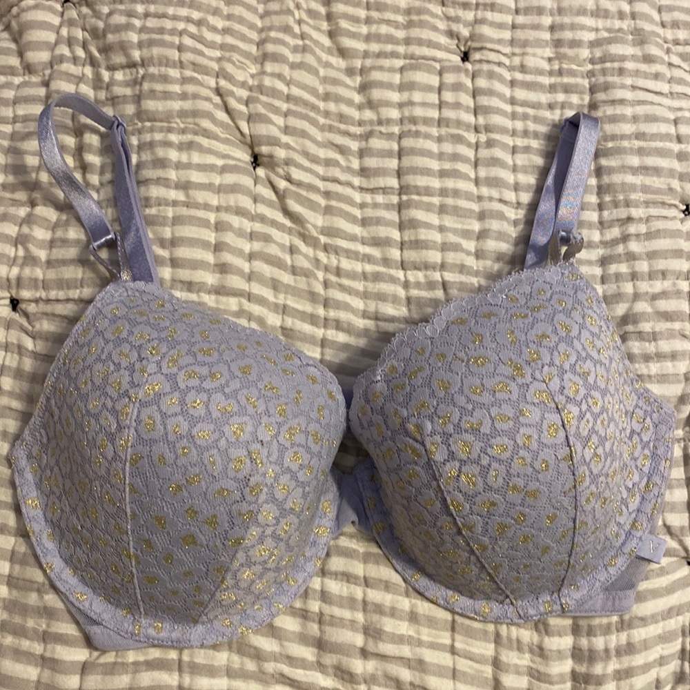Victoria Secret like new bra